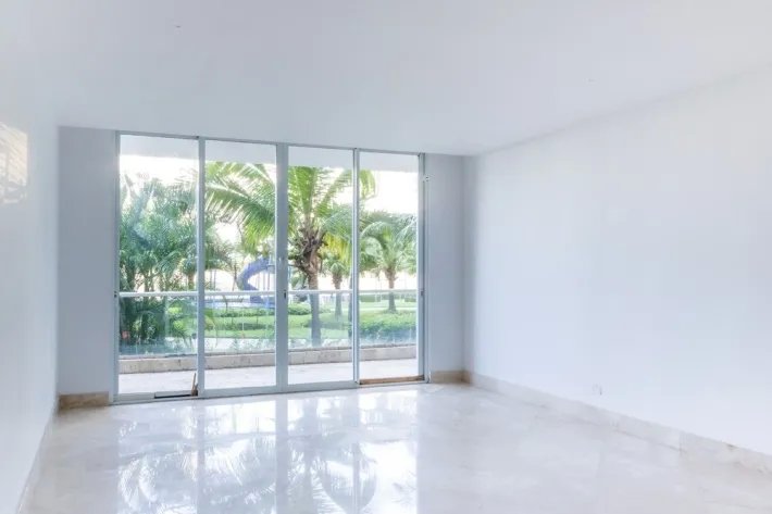 Alquiler de apartamento amoblado en PH Miradores, Punta Pacifica