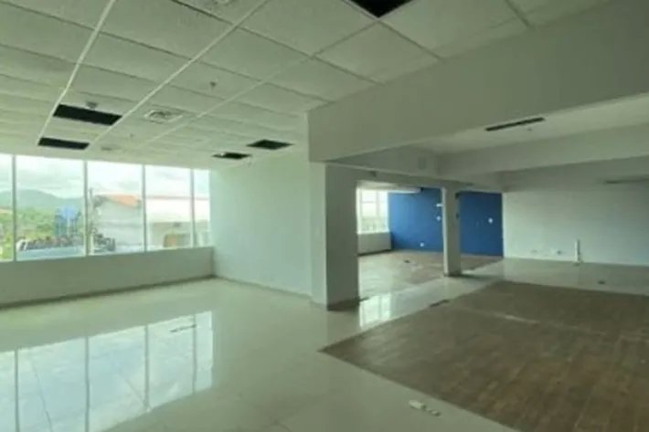 Alquiler de bodega en Milla 8, Panamá