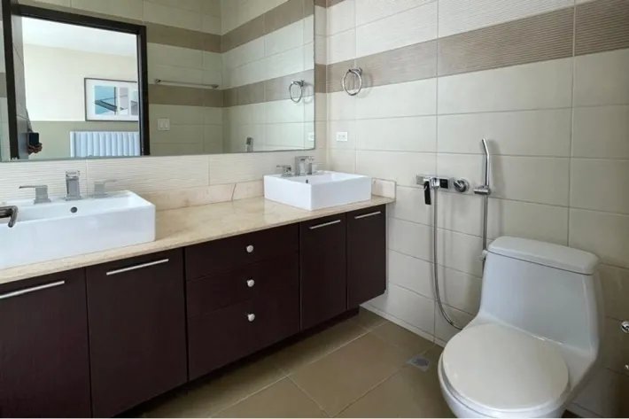 Apartamento full amoblado en venta en PH Country Club, San Francisco