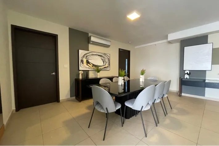 Apartamento full amoblado en venta en PH Country Club, San Francisco