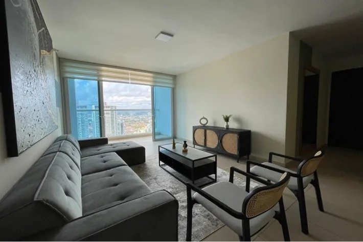 Apartamento full amoblado en venta en PH Country Club, San Francisco