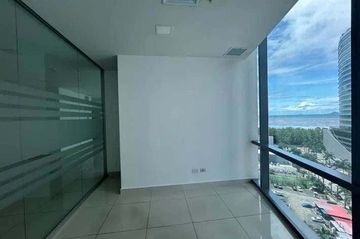 Alquiler de oficina en Costa del Este, Panamá