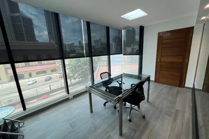 Alquiler de oficina en Avenida Samuel Lewis, Obarrio
