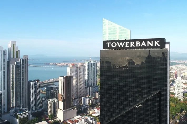 Furnished offices for rent at Towerbank, Bella Vista