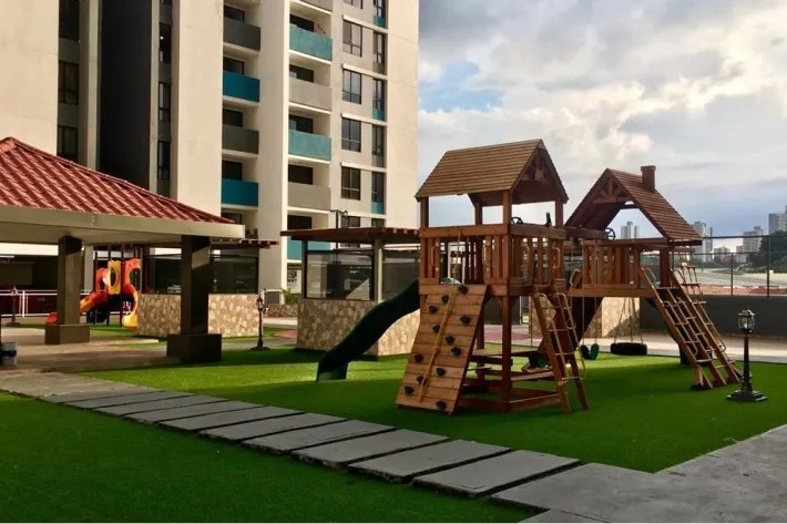 Venta de apartamento reposeído en Condado del Rey, Ancón, Panamá