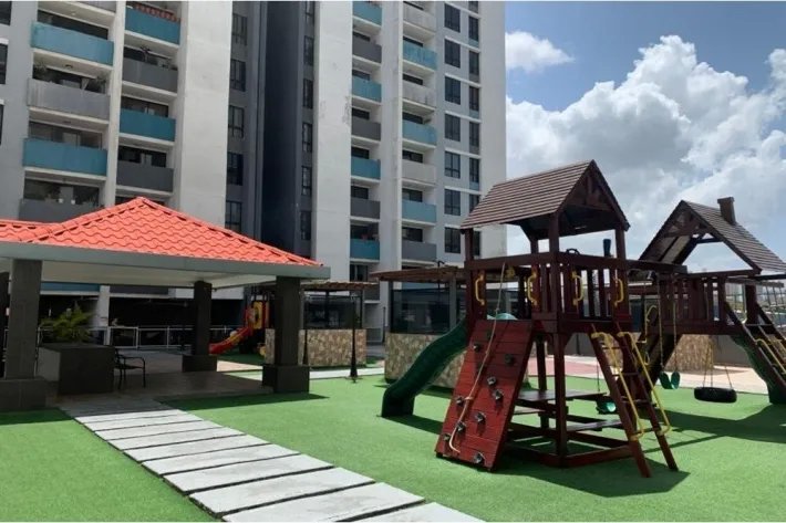 Venta de apartamento reposeído en Condado del Rey, Ancón, Panamá