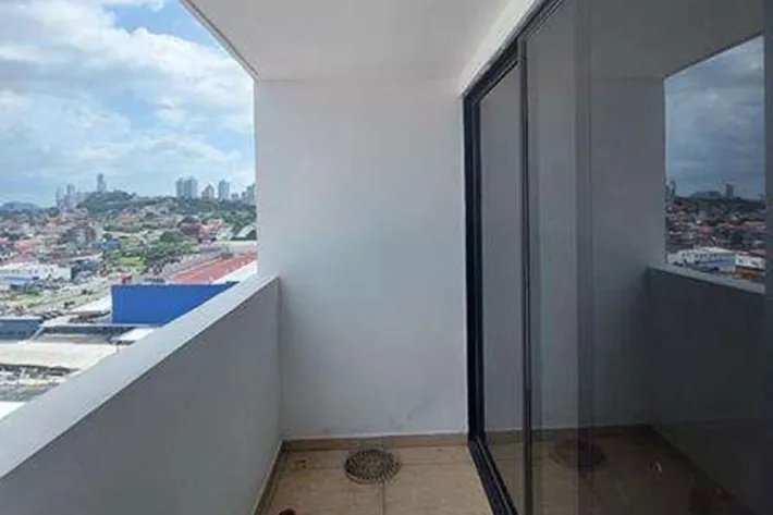 Venta de apartamento reposeído en Condado del Rey, Ancón, Panamá