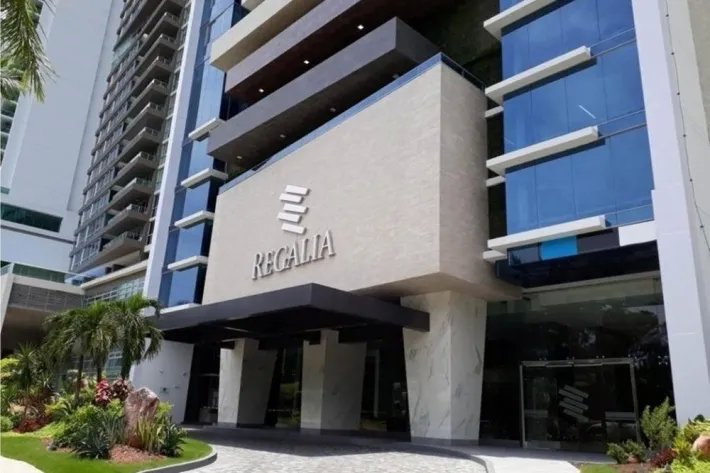 Venta de apartamento en PH Regalia, Costa del Este