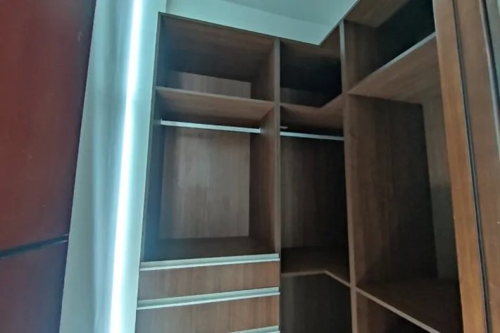 Se vende moderna casa en Altos del Golf