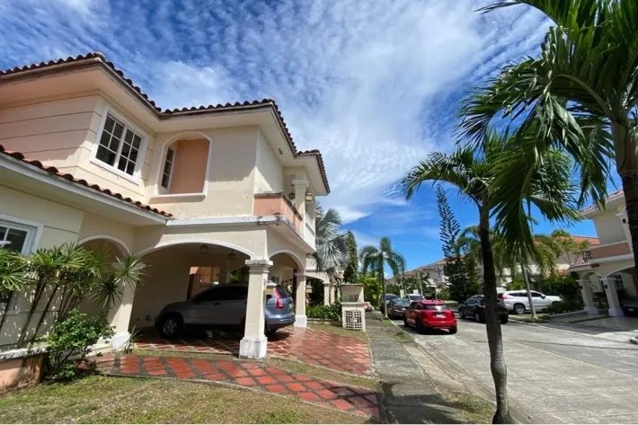 Se vende casa en Juan Díaz, Panamá