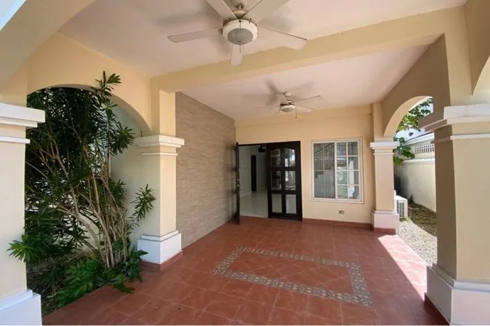Se vende casa en Juan Díaz, Panamá