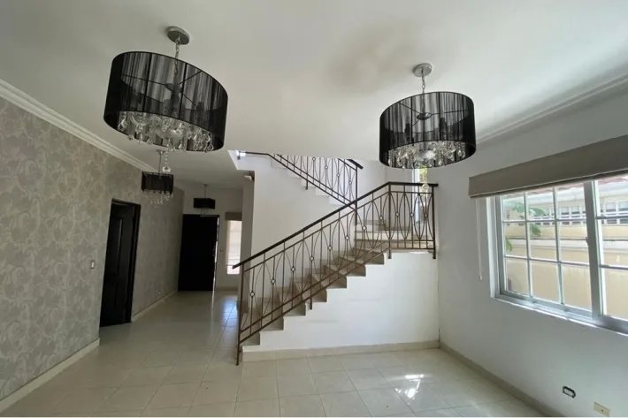 Se vende casa en Juan Díaz, Panamá