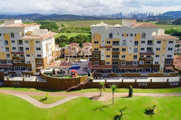 Apartments for sale in Tucán Country Club, Panama Oeste