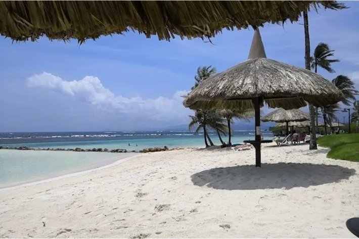 Venta de apartamento en Playa Escondida Resort  Marina, Portobelo, Colon