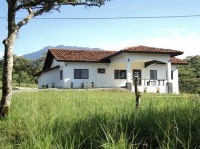 14524 - Potrerillos - properties