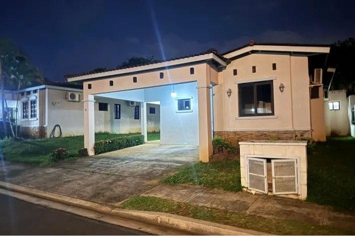 Casa en venta en The Hills, Summer Hills