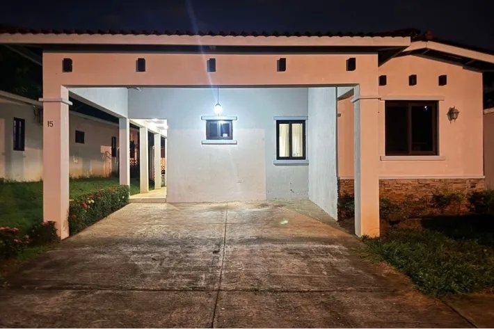 House for sale in The Hills, Summer Hills