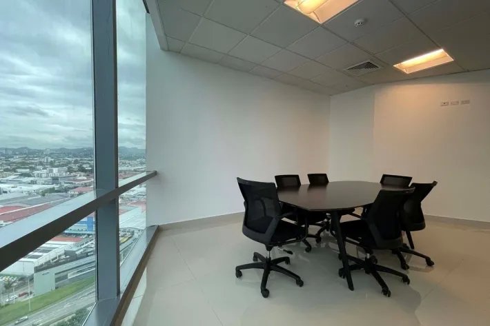 Alquiler de oficinas amobladas en Financial Park, Costa del Este