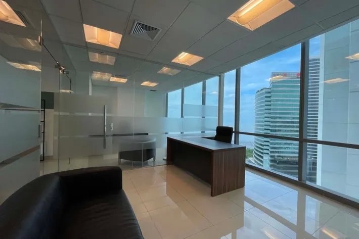 Alquiler de oficinas amobladas en Financial Park, Costa del Este