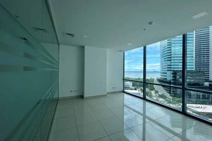 Alquiler de oficinas amobladas en Financial Park, Costa del Este