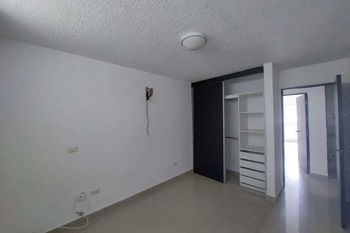 Venta de apartamento reposeído en Vía Centenario, Ancón Panamá