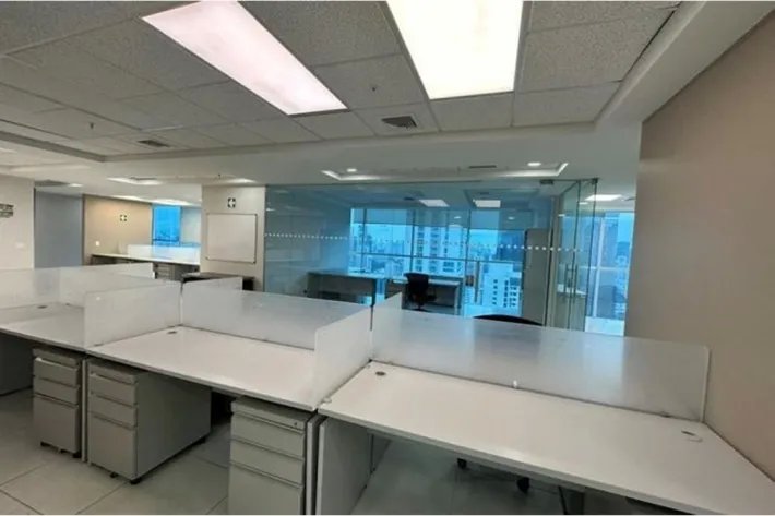 Offices for sale in PH Hi Point, Avenida Federico Boyd, Panama