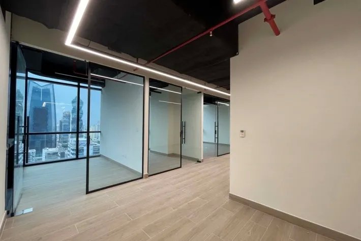 Se alquila oficina en Tower Bank, Calle 50