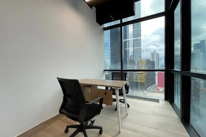 Alquiler de oficina en Tower Bank, Calle 50