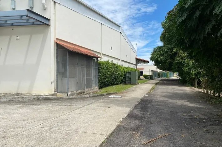 Venta de locales comerciales en Plaza Farallones, Rio Hato, Cocle