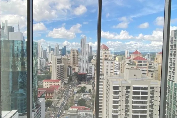 Alquiler de oficinas en Torre Optima, Obarrio, Panamá