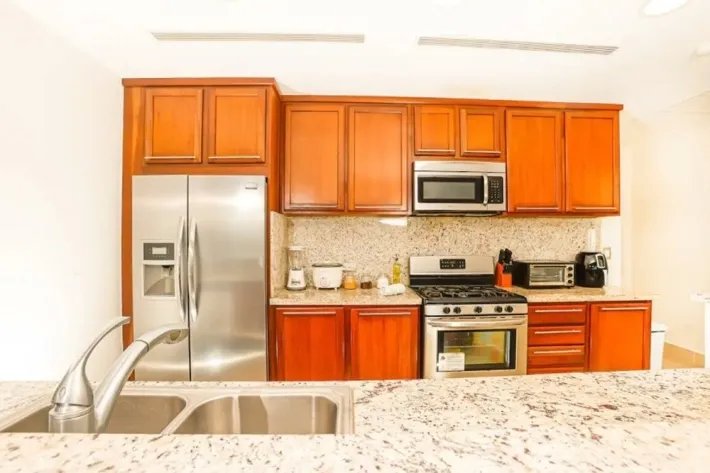 Venta de apartamento vacío en PH Altamar, Casamar, San Carlos