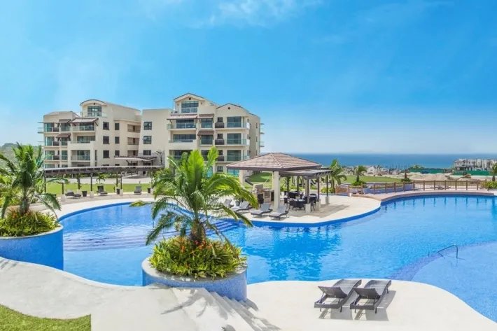 Venta de apartamento amoblado en Residencial Altamar, Casamar, San Carlos