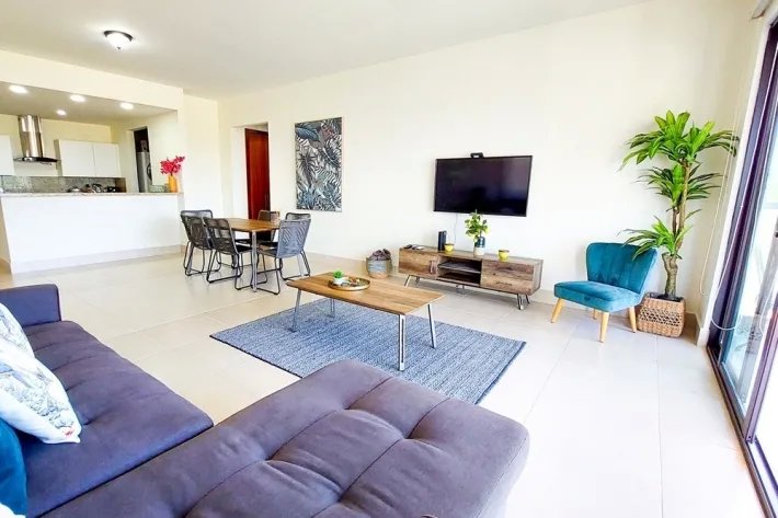 Venta de apartamento amoblado en Residencial Altamar, Casamar, San Carlos