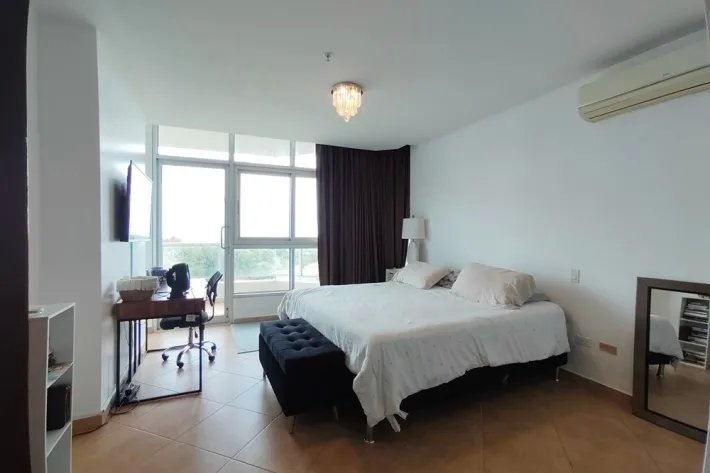 Apartamento en alquiler en Coronado Golf, Panamá Oeste
