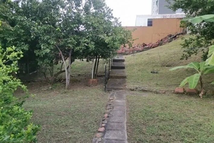 House for sale in Miraflores, Betania