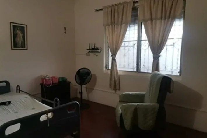 House for sale in Miraflores, Betania
