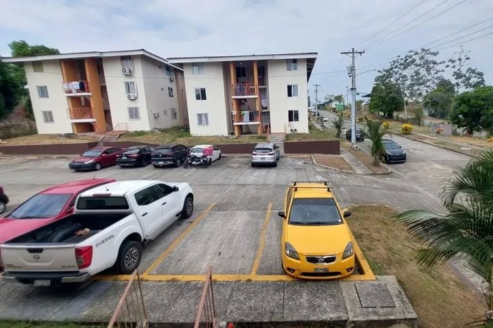 Se vende apartamento en Rana de Oro, Pedregal