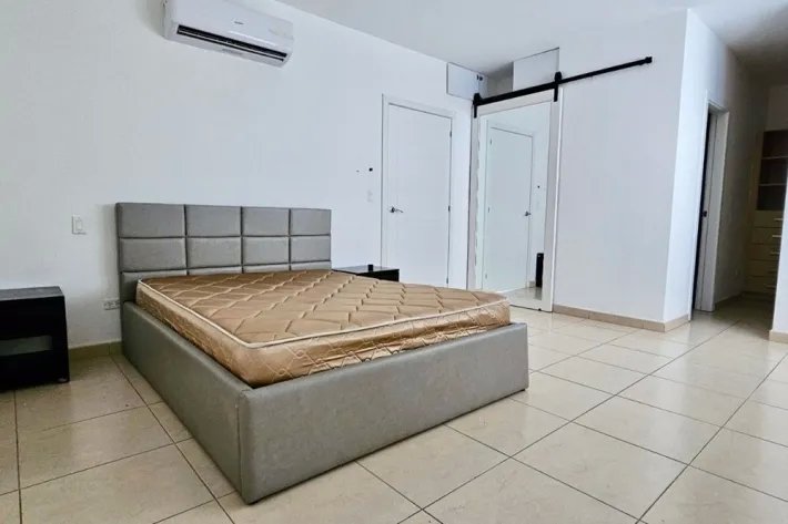 Apartment for sale in PH Waters On the Bay, Balboa Avenue