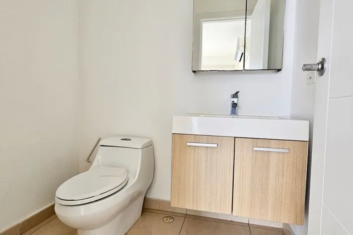 Apartment for sale in PH Waters On the Bay, Avenida Balboa