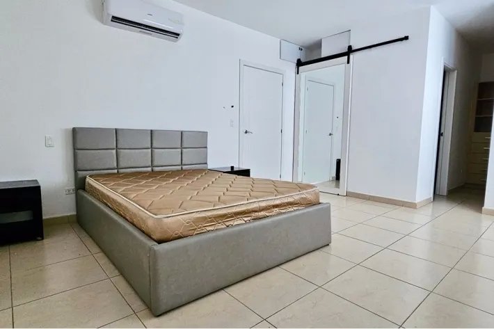 Apartment for sale in PH Waters On the Bay, Avenida Balboa