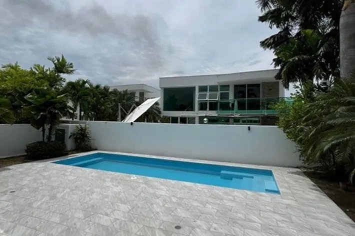 House for sale in Costa Sur, Panama