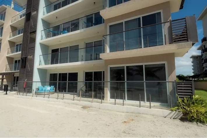 Venta de apartamento en PH Olas del Mar, Playa Caracol, Panamá