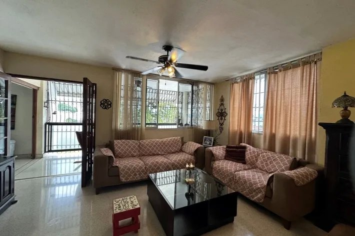 Venta de casa en Los Angeles, Betania, Panamá