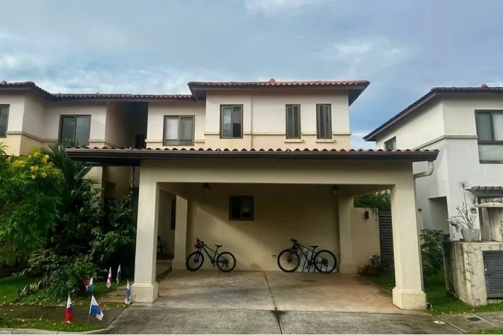 Venta de casa en Woodlands, Panamá Pacífico