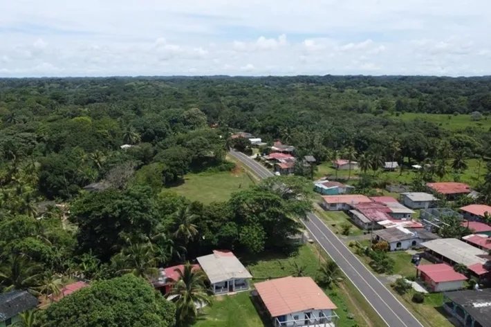 Terreno en venta frente al Mar Caribe en Chagres, Colón