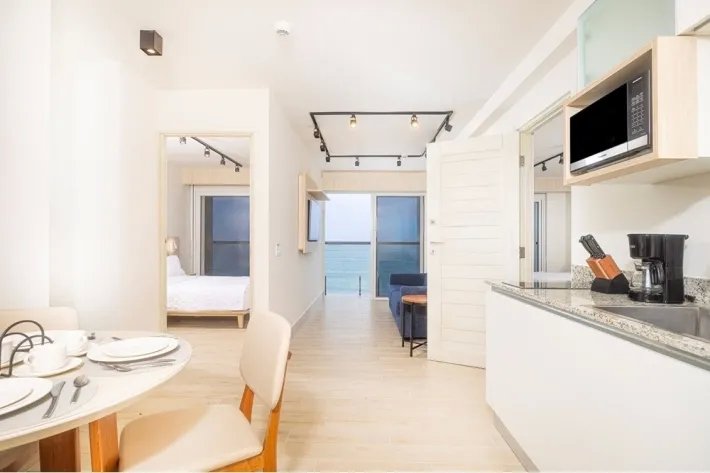 Venta de apartamentos amoblados en Surfside Hotel, Playa Caracol