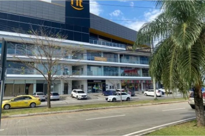 Alquiler de locales en Plaza Smartfit, Versalles, Avenida Costanera