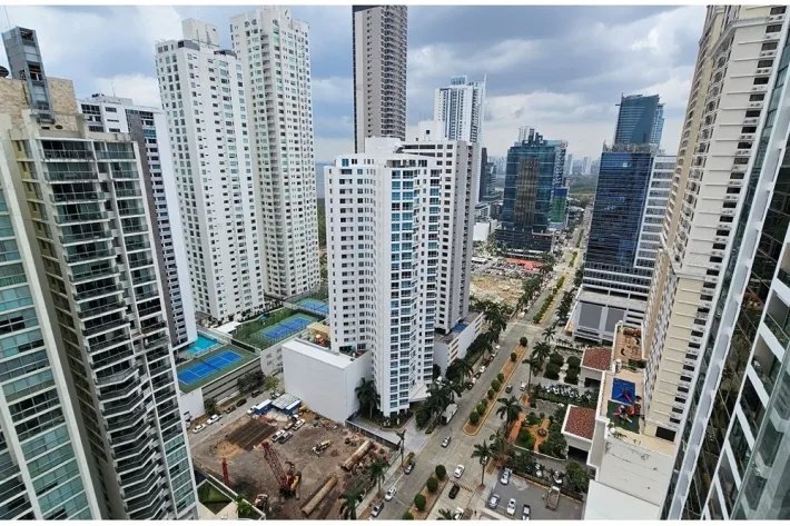 Apartment for sale in PH Park Side, Costa del Este, Panama City