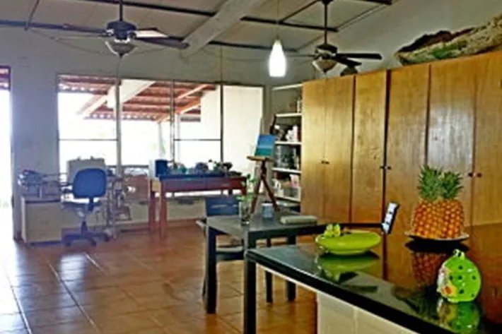 Venta de casa frente al mar en Playa Corona, San Carlos