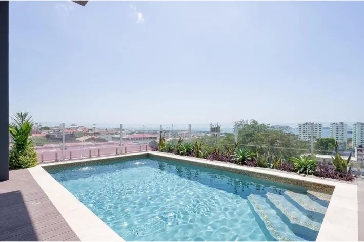 Apartment for sale in PH Casco View, Casco Antiguo